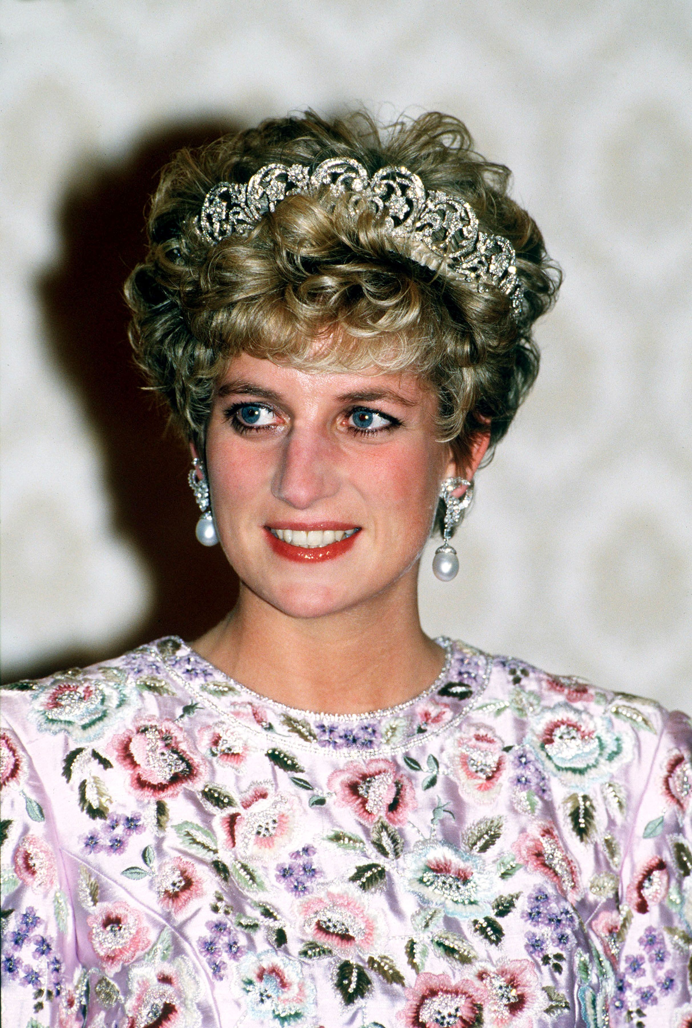 Trading Card Not a Postcard - Princess Diana wearing a Tiara and Earrings 