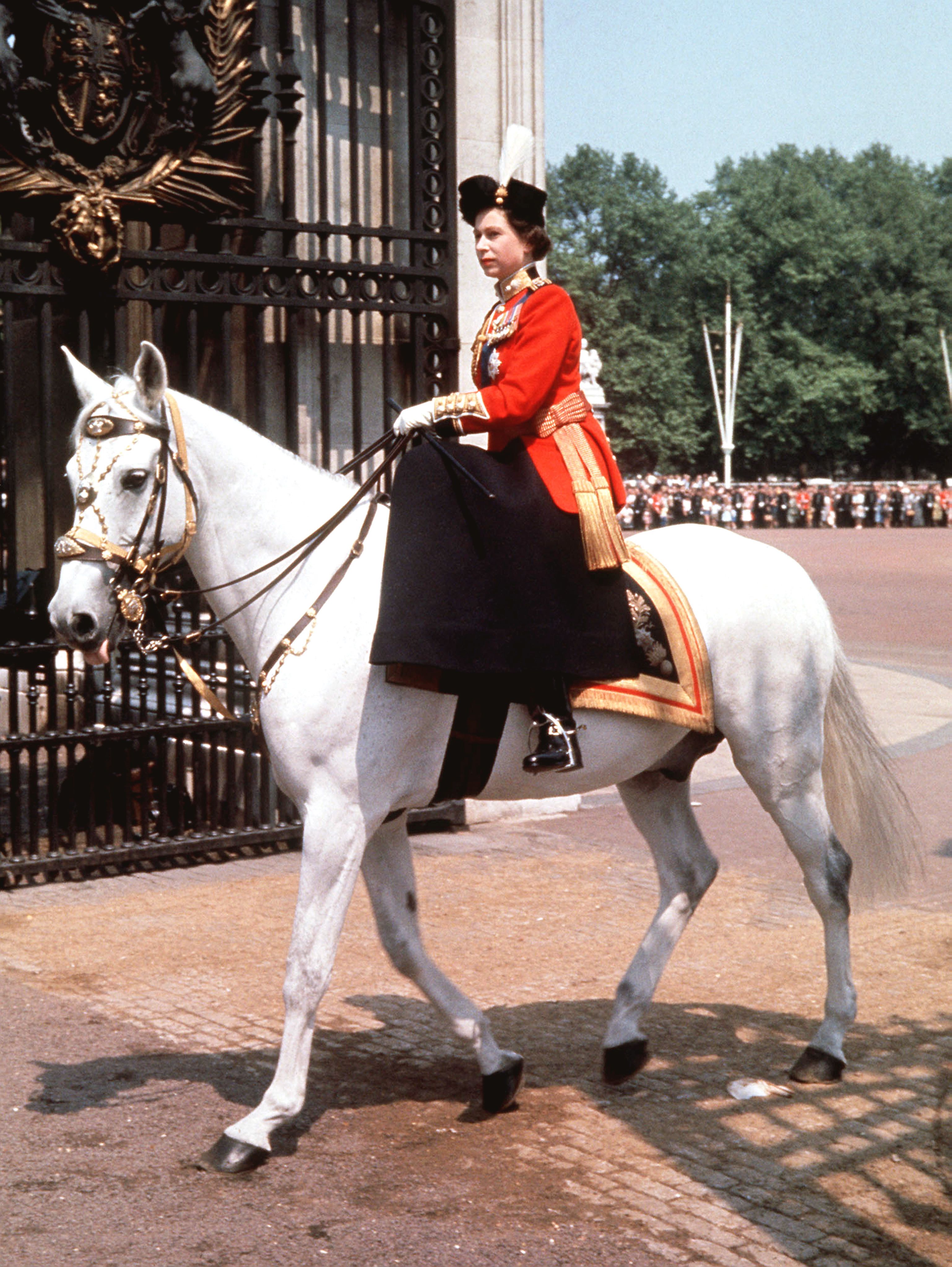 What Trooping The Colour Looked Like The Year You Were Born Best Photos Of Trooping The Colour Over The Years