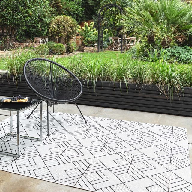 16 Best Outdoor Rugs Garden Rug