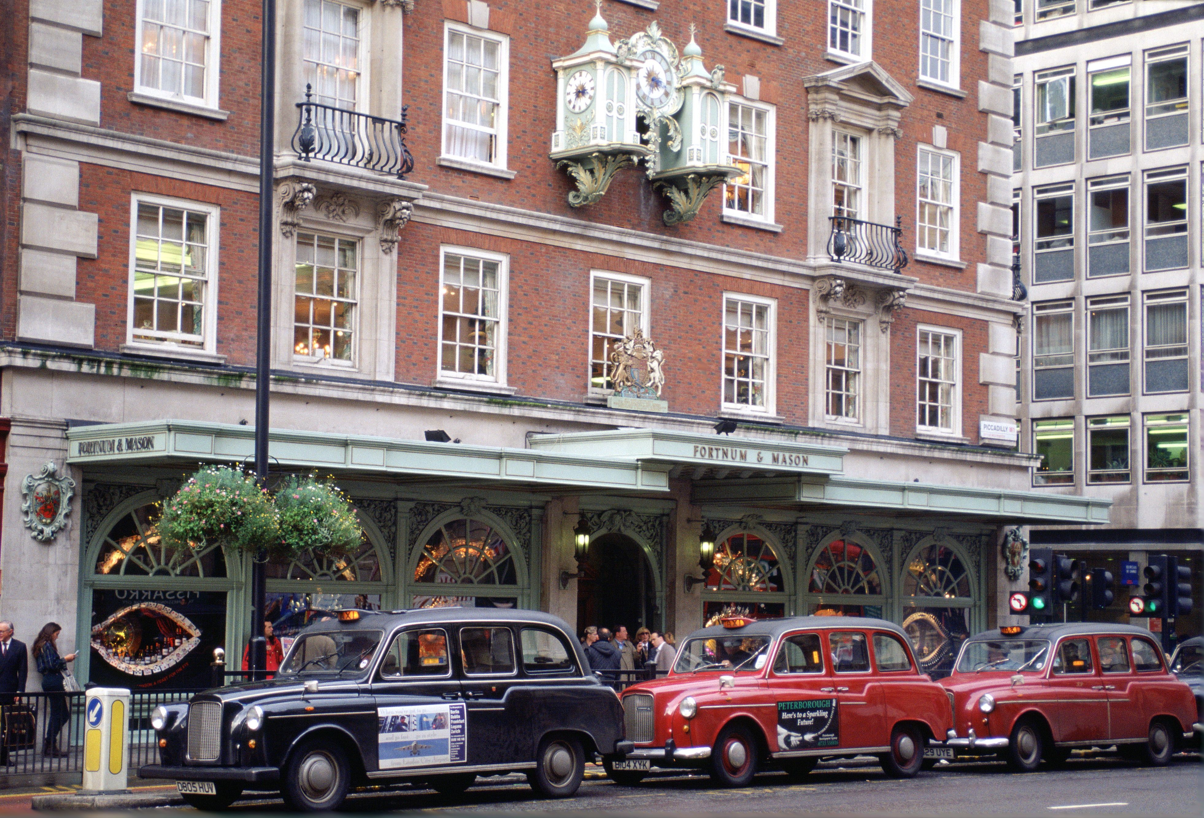 You Can Now Get Married At Fortnum Mason