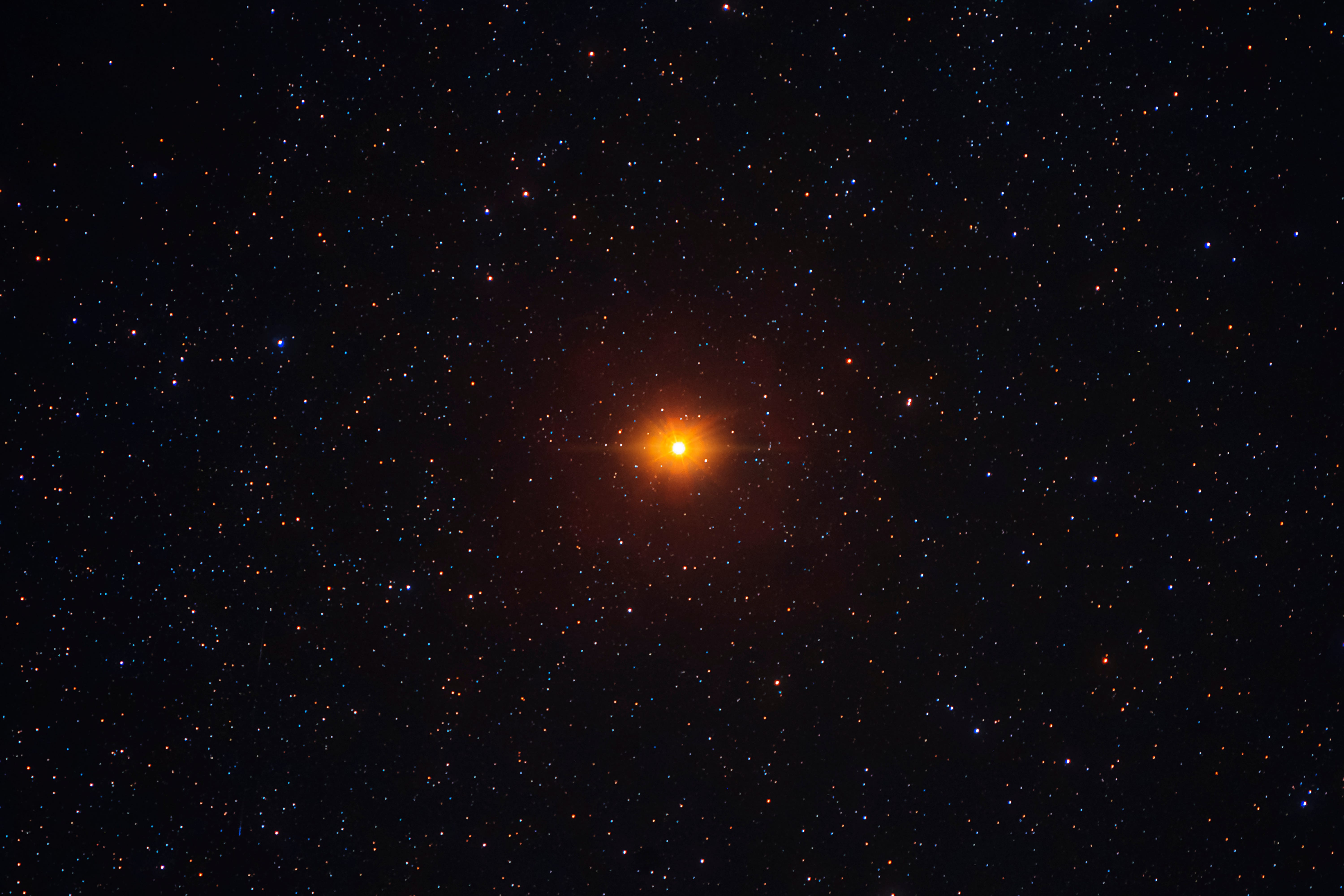 Betelgeuse, Betelgeuse... Betelbuddy? Experts Think This Supergiant Star Might Have a Partner