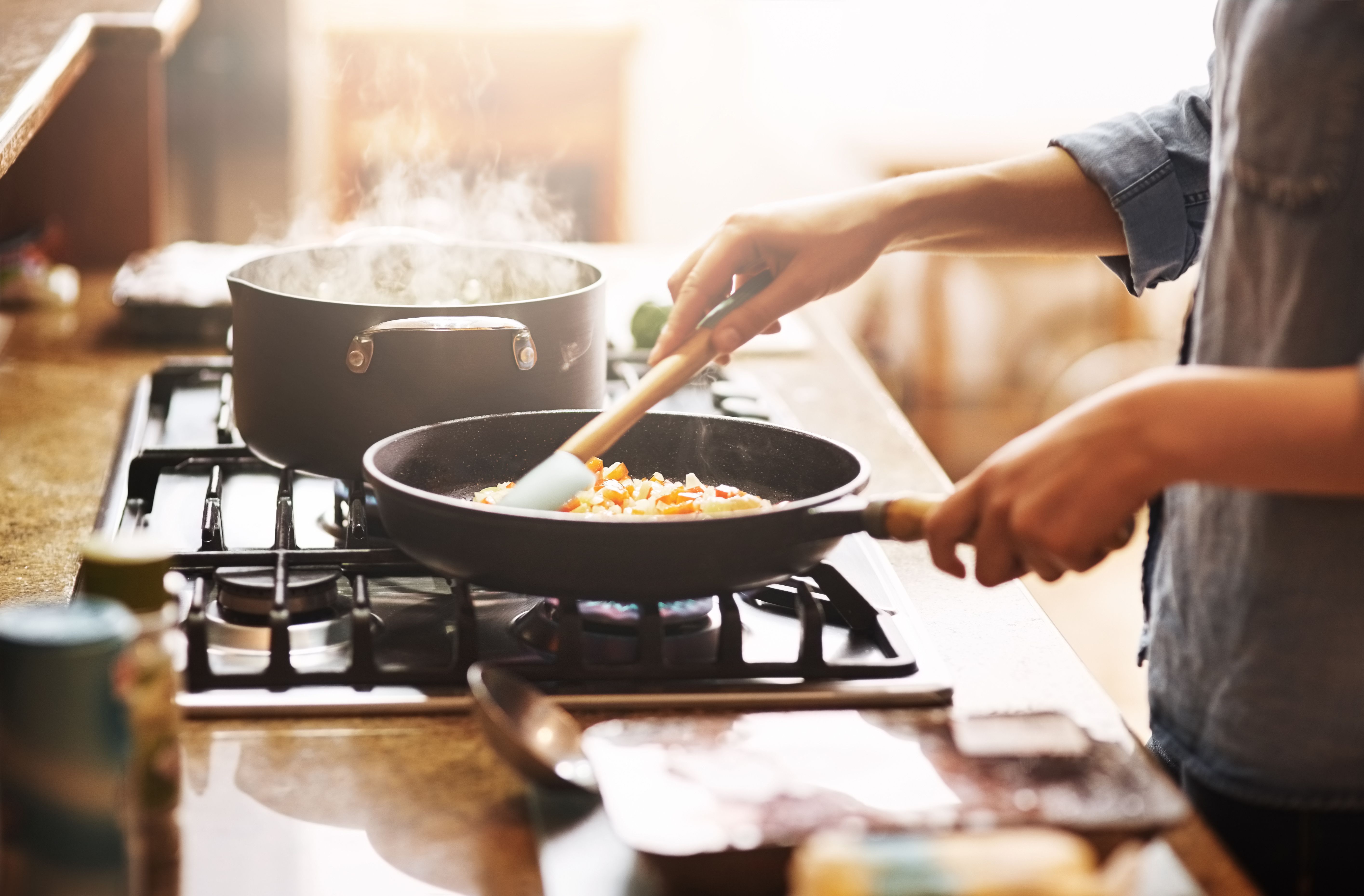 Featured image of post Copper Chef Pan Health Concerns - It features a long handle that delivers a firm and comfortable grip.