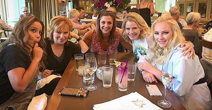 The View Star Sara Haines Gets Lit With Paula Faris And Other Co Hosts Ahead Of Exit The View Star Sara Haines Gets Lit With Paula Faris And Other Co Hosts Ahead Of Exit