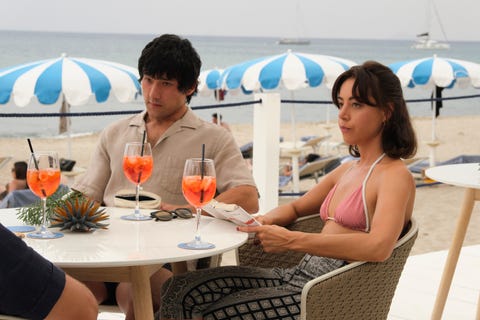 will sharpe and aubrey plaza as ethan and harper in season 2 of the hbo max series the white lotus