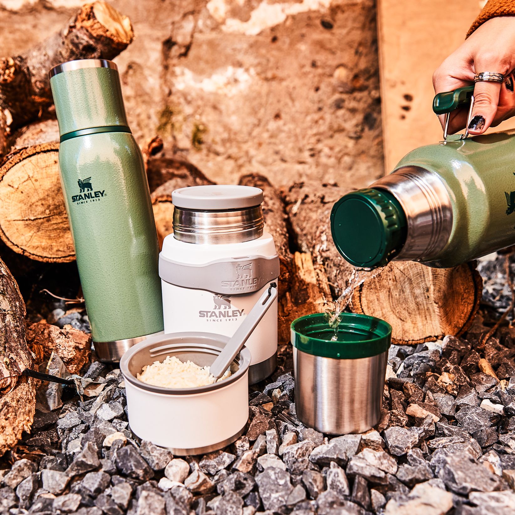 We Tested a Bunch of Insulated Thermoses to Guarantee Steaming Hot Coffee and Ice-Cold Water