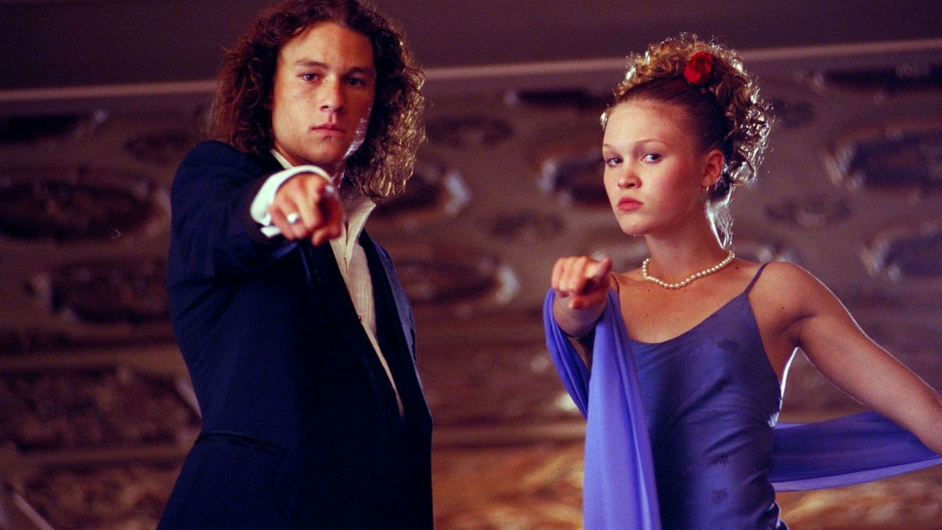 The 11 things every girl wore to prom ...