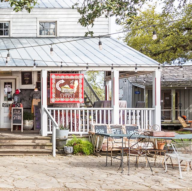 Things To Do In Round Top Texas, Round Top Antiques And Design Center Inc
