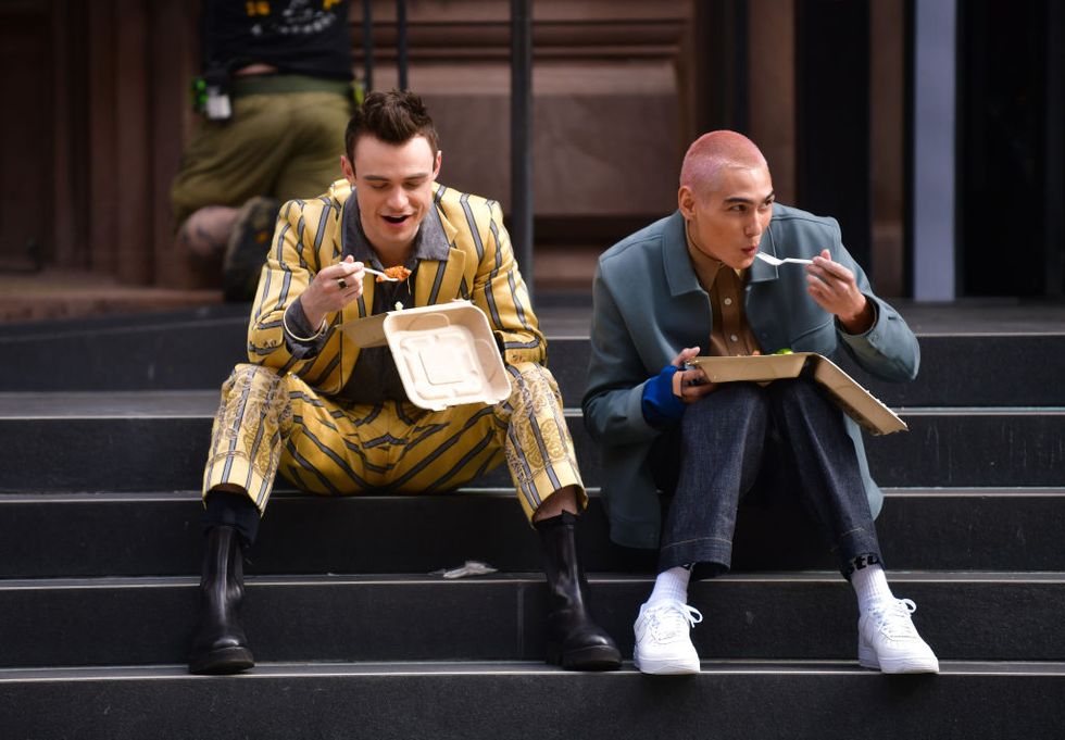 thomas-doherty-and-evan-mock-seen-on-the-set-of-gossip-girl-news-photo-1617089377.?crop=1xw:1xh;center,top&resize=980:*