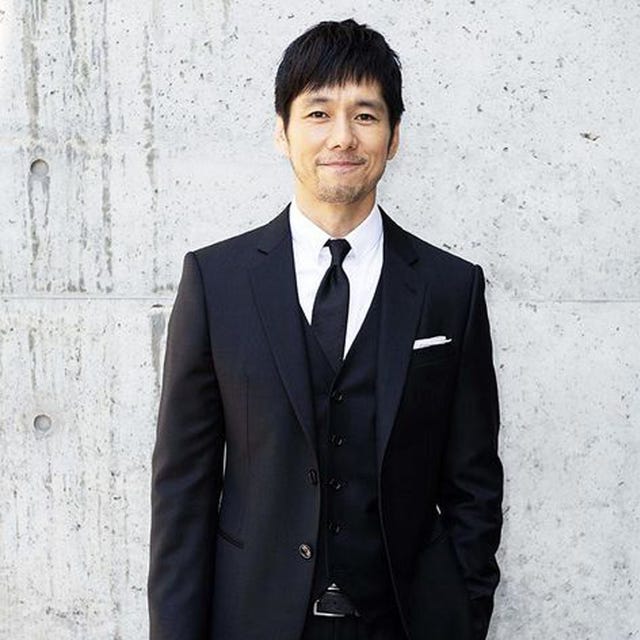 写真集 ジョルジオ アルマーニ19年春夏メンズコレクションでの西島秀俊さん 写真集 ジョルジオ アルマーニ19年春夏メンズコレクションでの西島秀俊さん