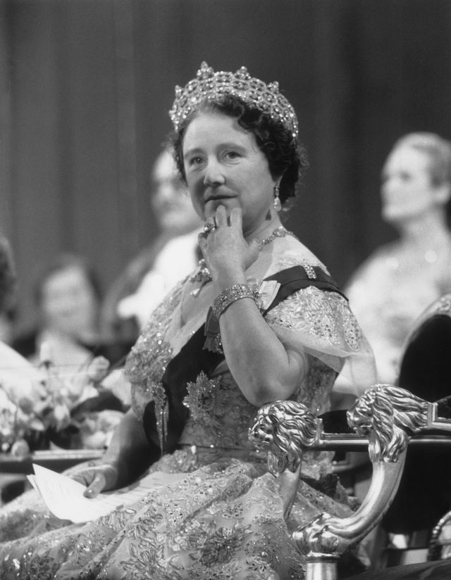 17th march 1958  queen elizabeth the queen mother 1900   2002 attending a reception at the london guildhall to welcome her back from her australian tour  photo by douglas millerkeystonegetty images
