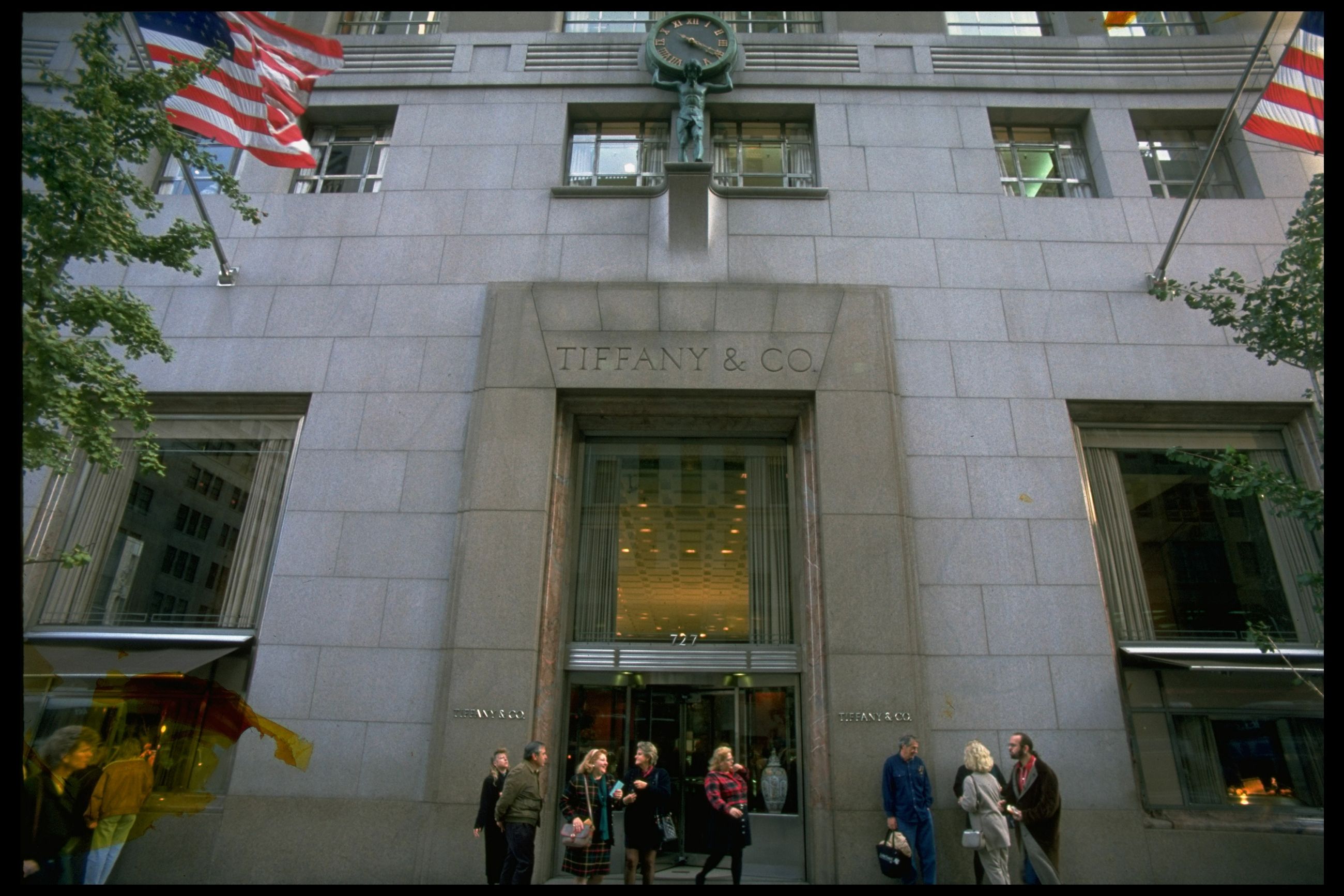 tiffany 5th avenue opening hours
