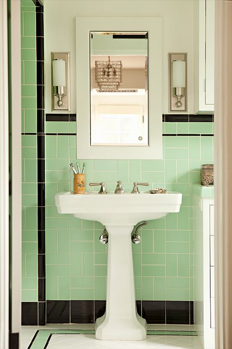 Creative Bathroom Tile Design Ideas, Green And White Tiles For Bathroom