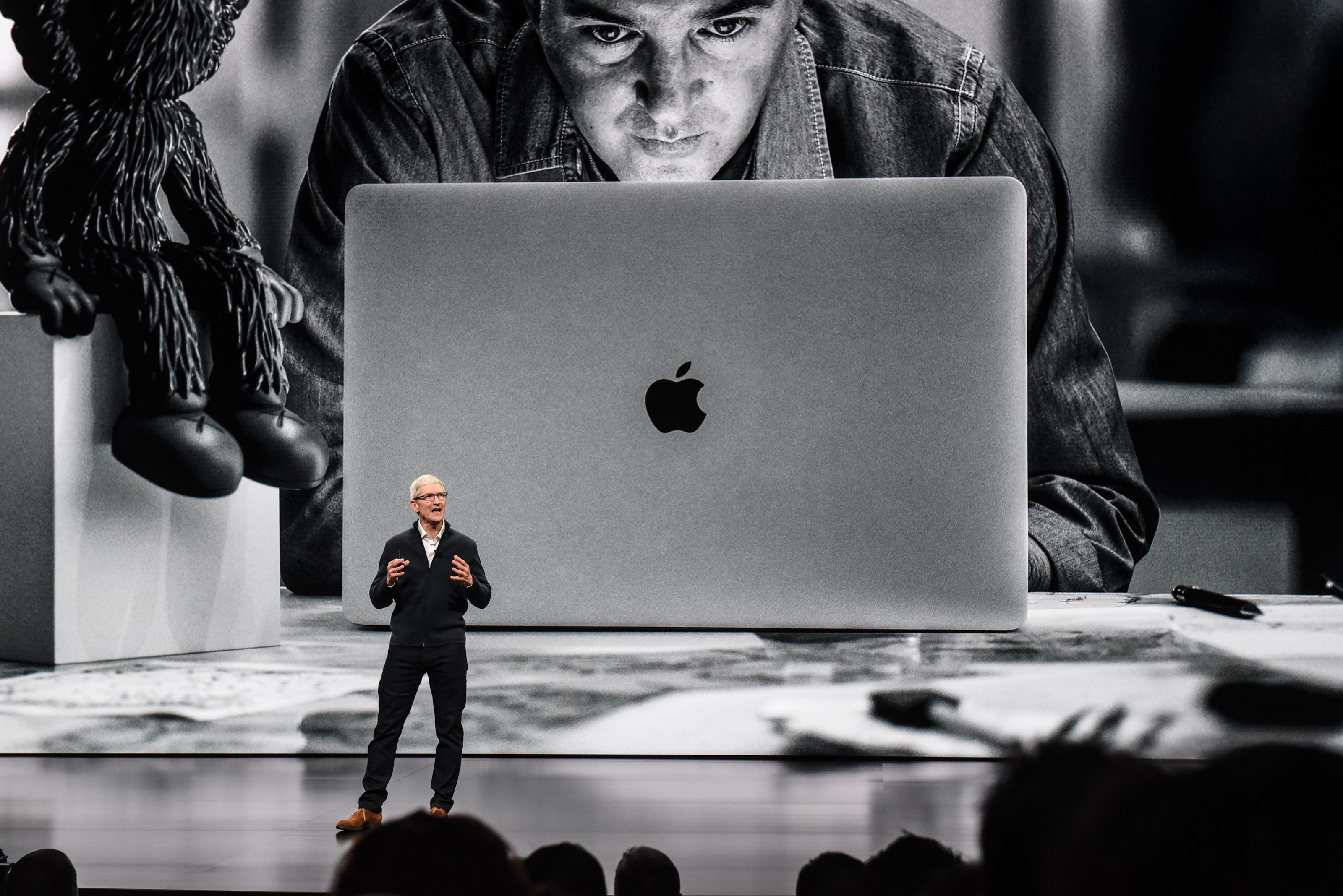 Apple unveils new macbook air pro bayaband clog unisex