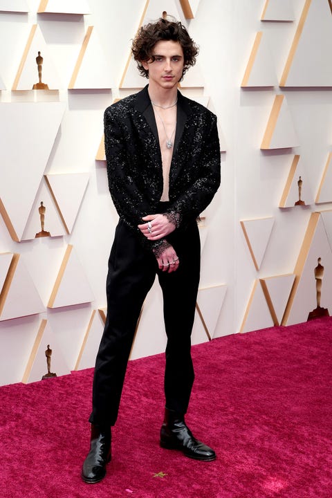 timothée chalamet 2022 oscar kırmızı halısında