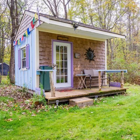 30 Tiny Houses to Rent for Your Next Vacation in 2018