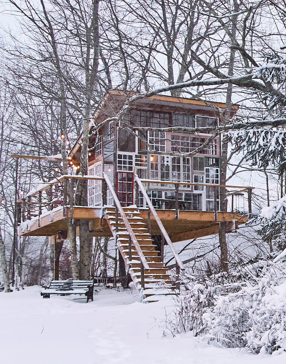 tiny house windows treehouse