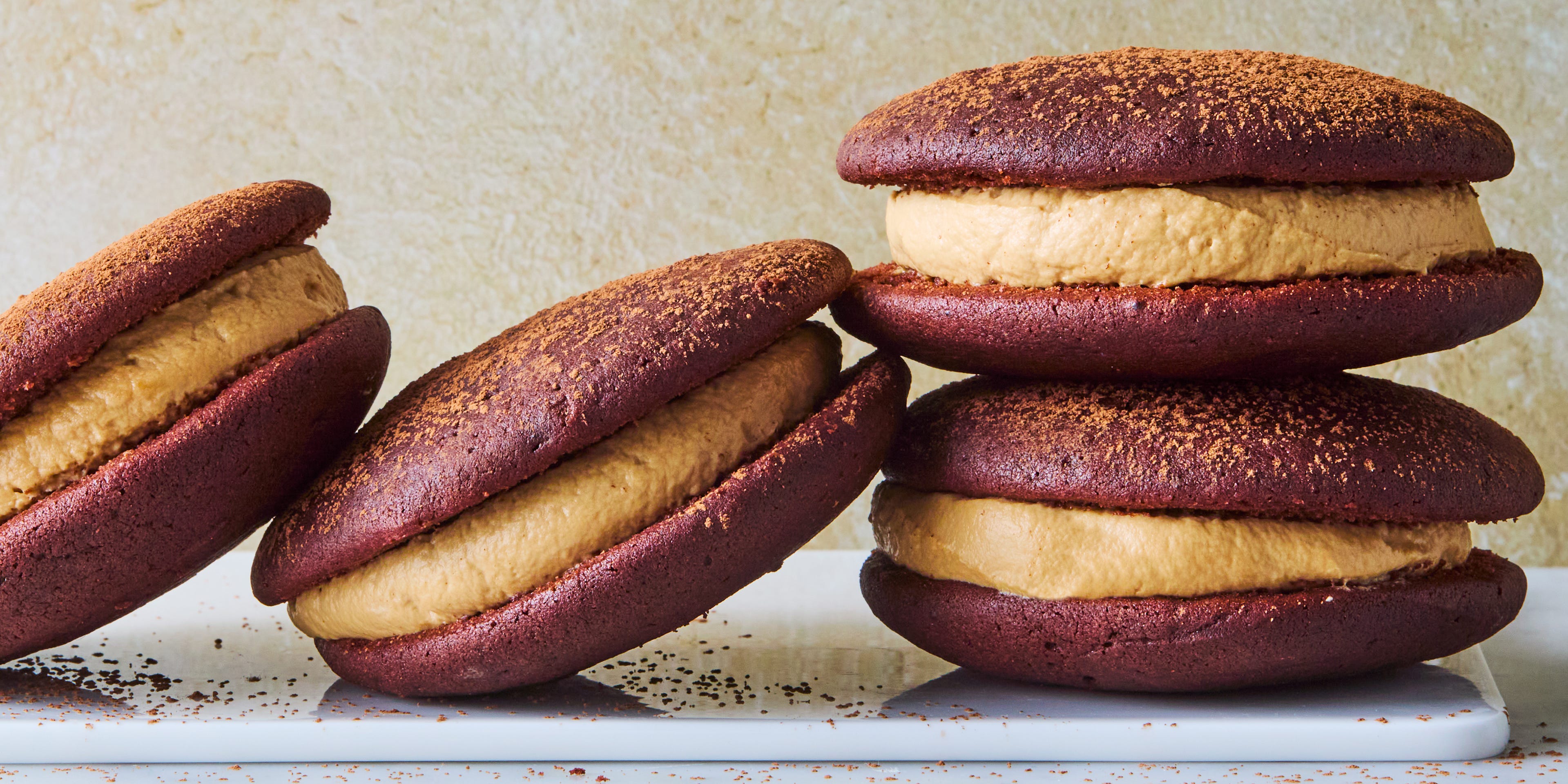 Tiramisu Whoopie Pies