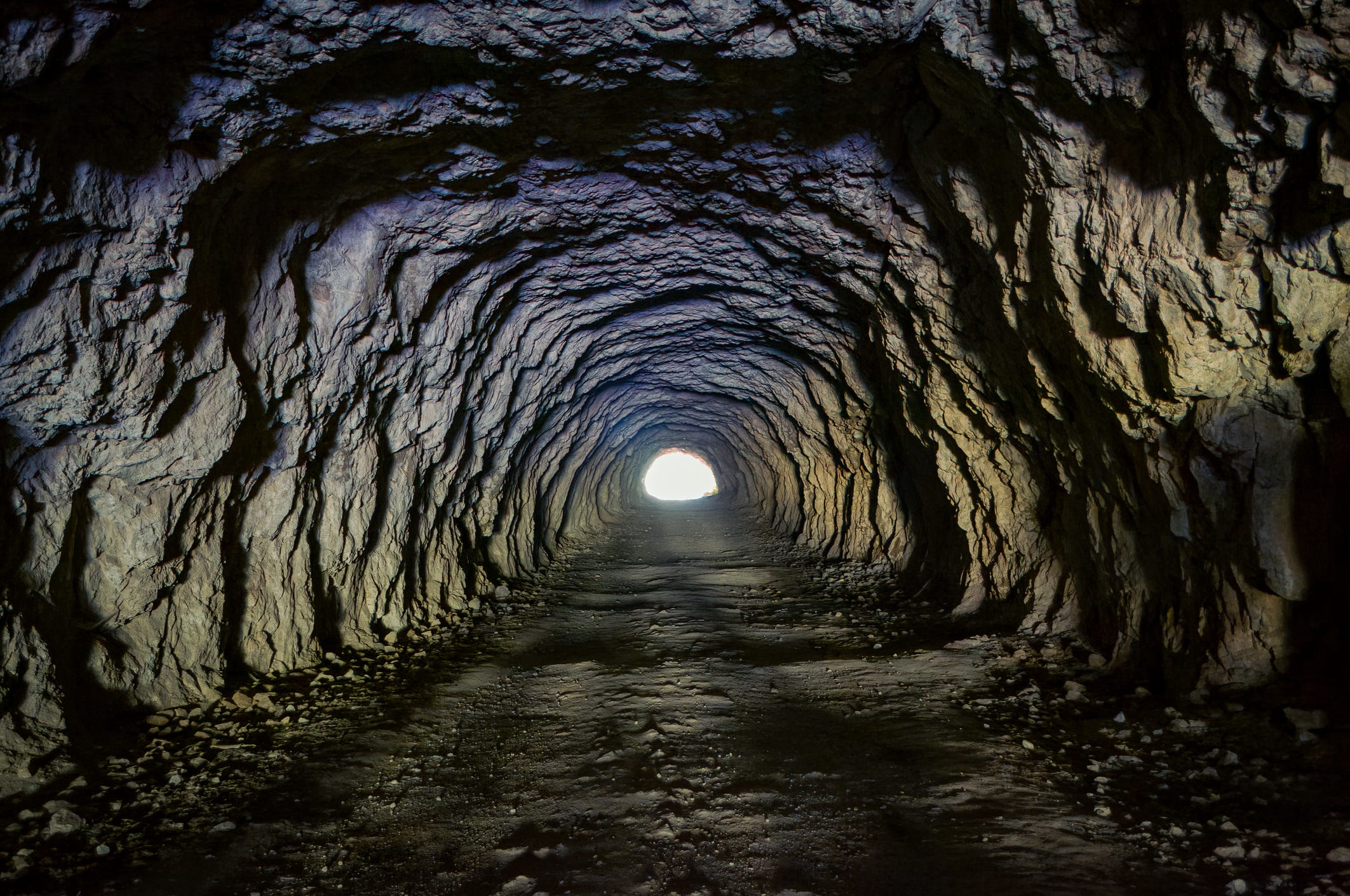 This Ancient 'Lion Cavern' Mine Is the Origin of the Stone Age's Favorite Color