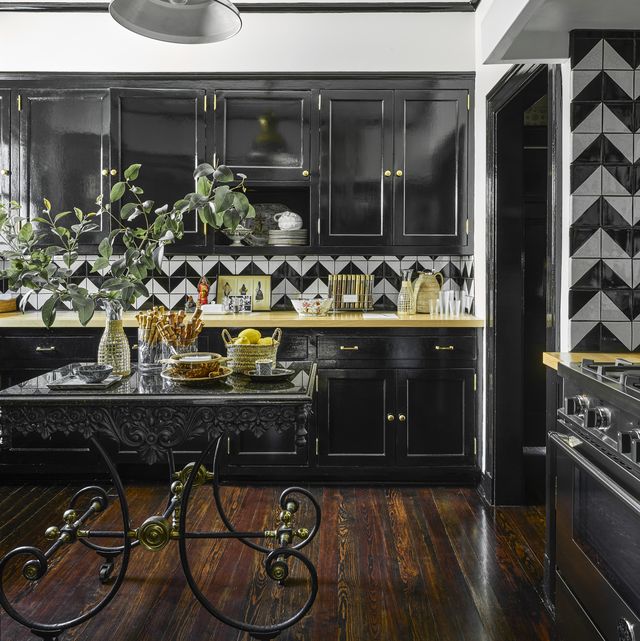 33 Best Kitchen Paint Colors 2020 Ideas For - Paint Colors For Black Kitchen Cabinets