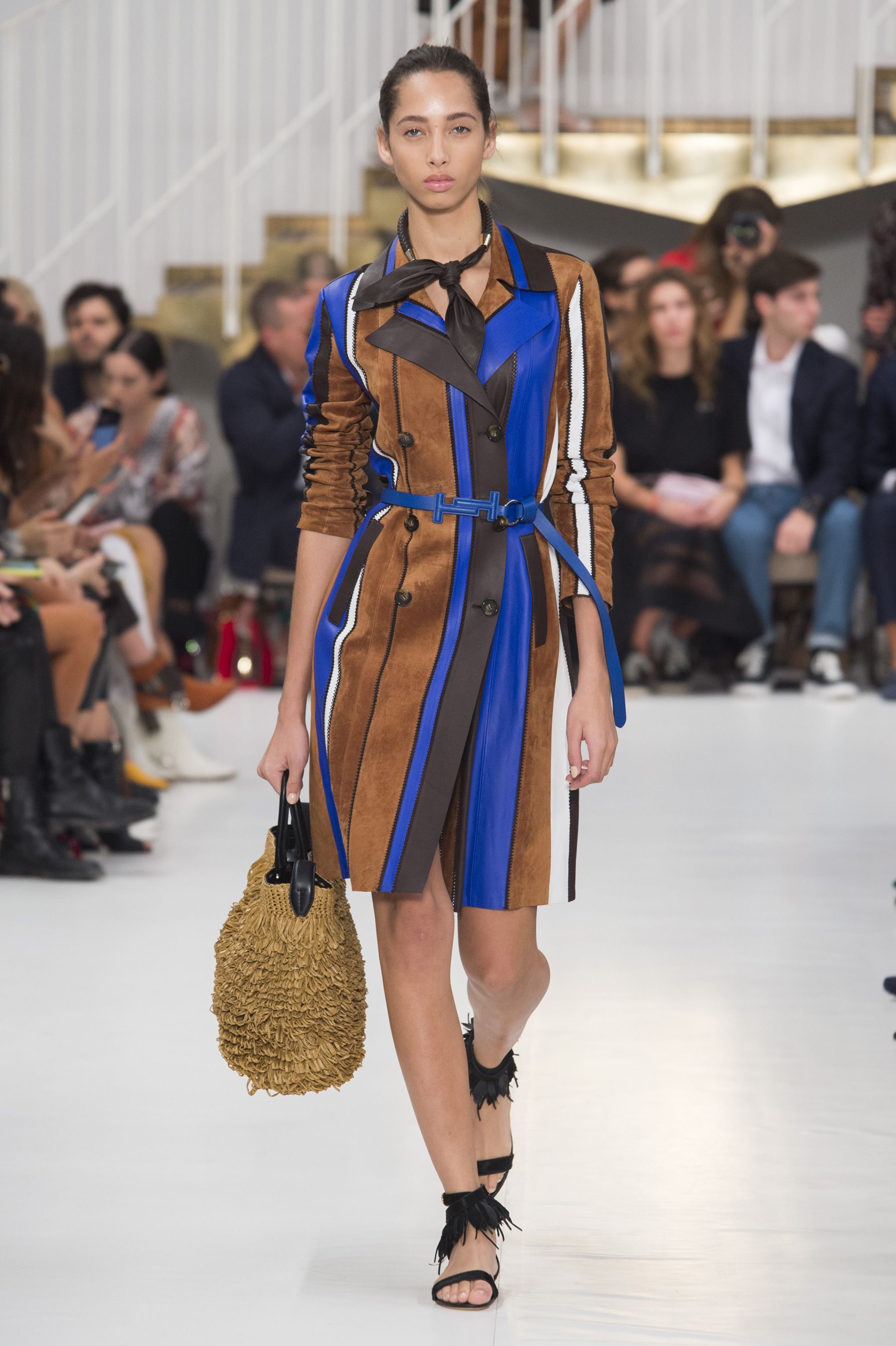 41 Looks From Tod's Spring Summer 2019 MYFW Show – Tod's Runway at Milan  Fashion Week