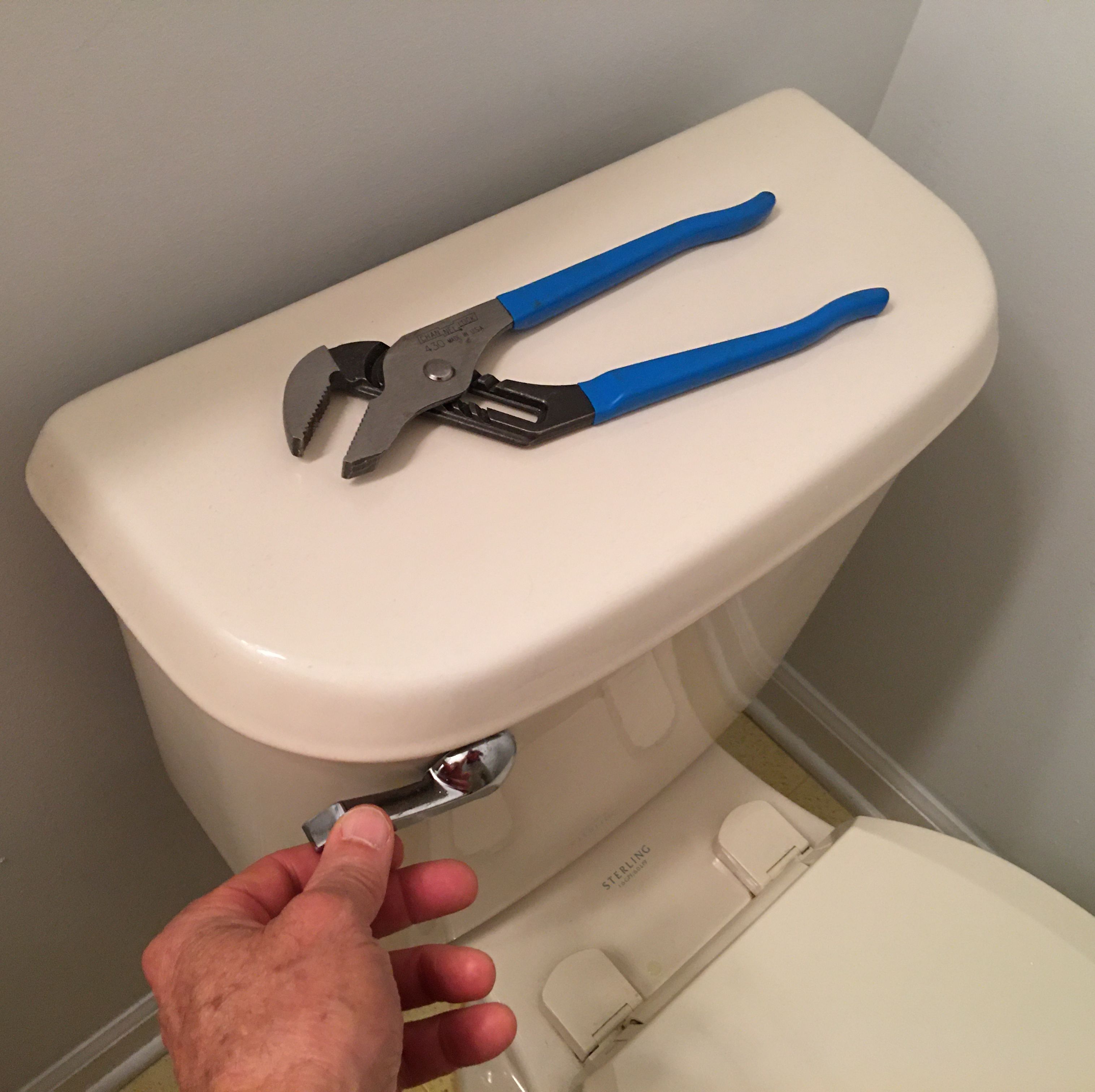 3 Easy Steps to Fix a Broken Toilet