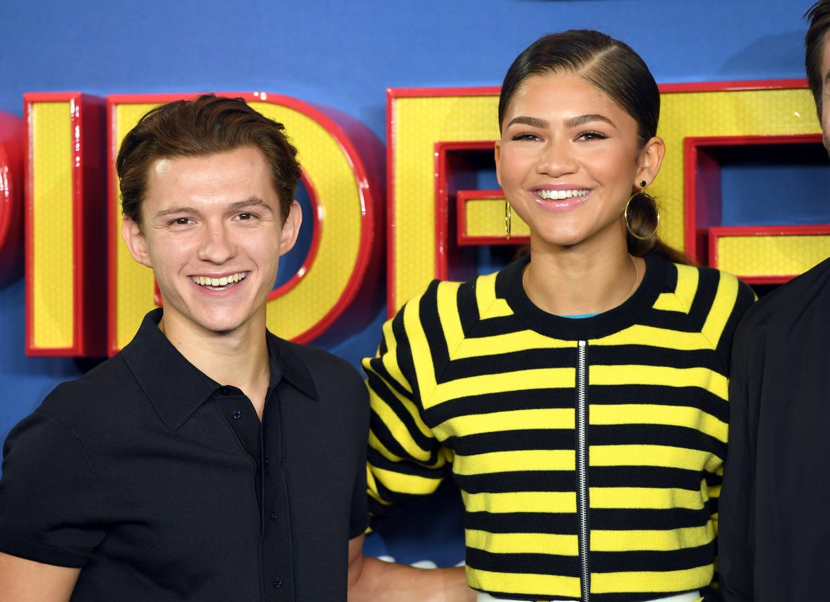 Spider Man S Tom Holland And Zendaya Spark Romance Rumours