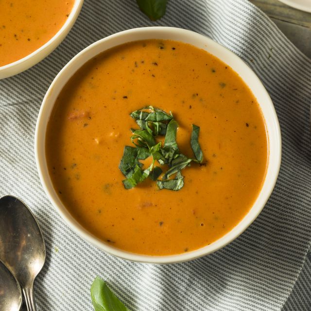 tomato basil vegetarian soup