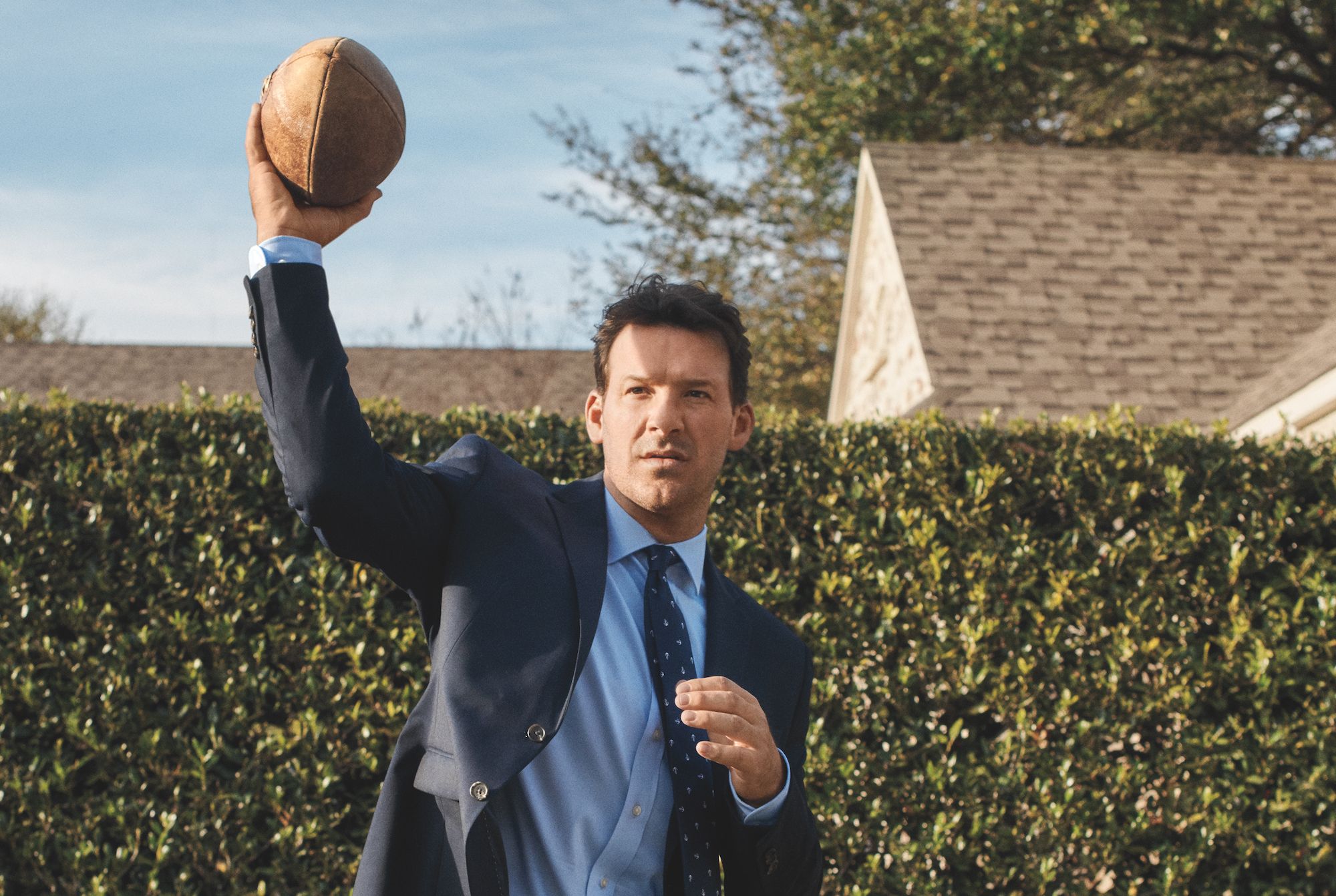 tony romo skechers slip on