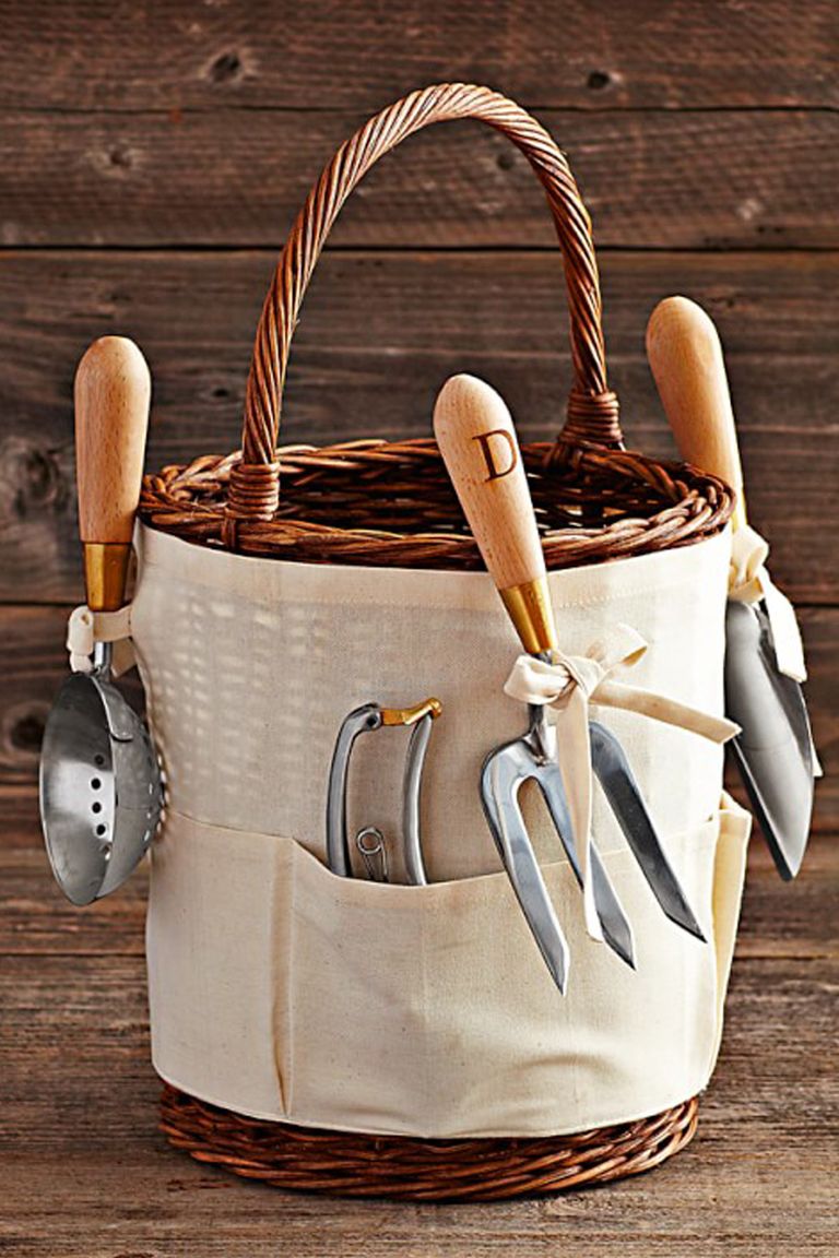 13 Best Gardening Gifts for Mom 2018 - Unique Gift Ideas 