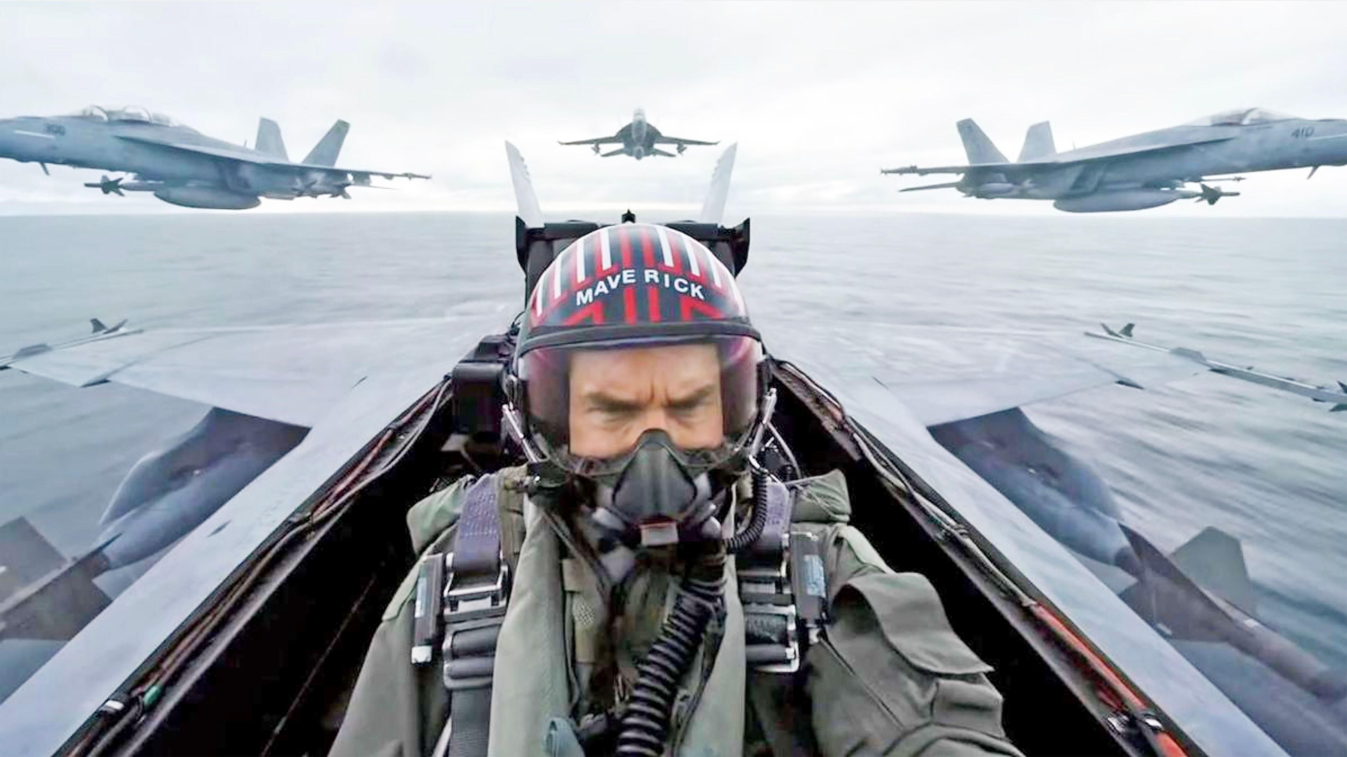 Top Gun: Maverick's Stunts Push the Limits of What Real Pilots Can Do