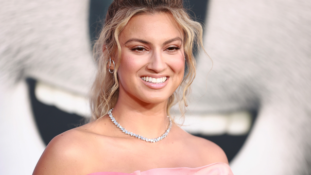 Tori Kelly tori kelly all about the singer