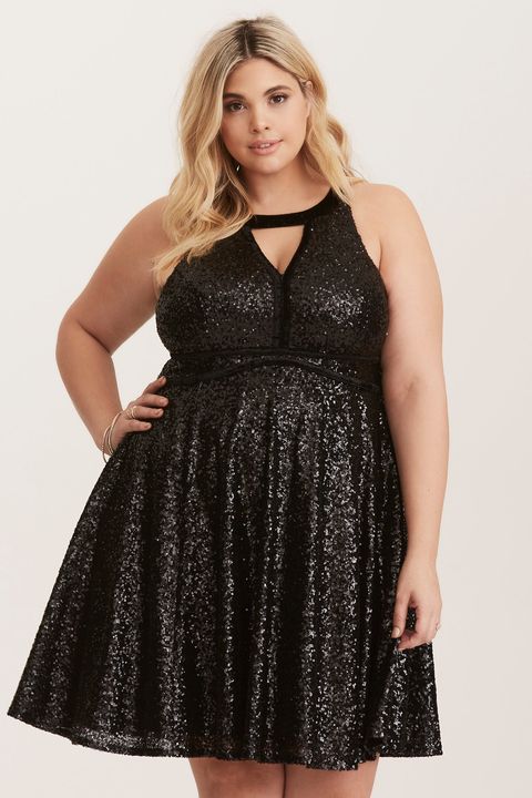 16 Gorgeous Plus Size Prom Dresses of 2018 to Show Off Your Curves