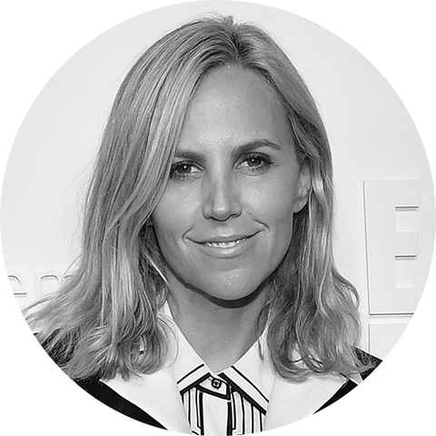 Hair, Face, White, Eyebrow, Hairstyle, Chin, Lip, Black-and-white, Blond, Smile, Hair, Face, White, Eyebrow, Hairstyle, Chin, Lip, Black-and-white, Blond, Smile,