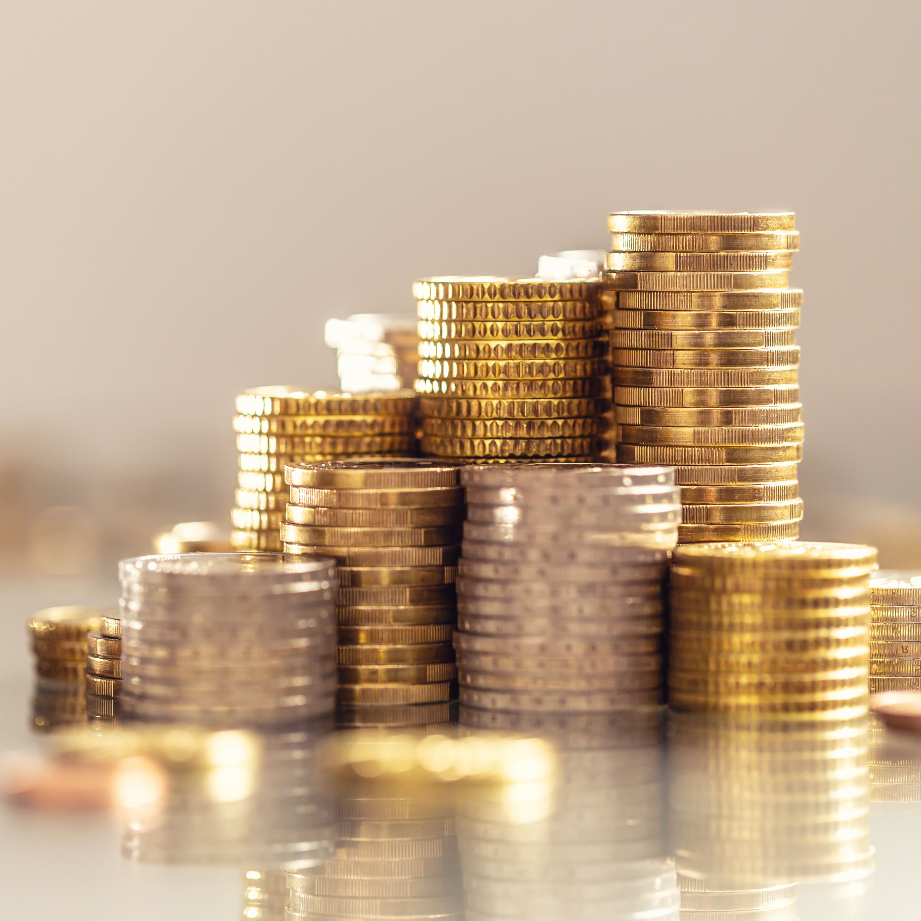 Two Hikers Picked Up an Aluminum Can—and Found a Secret Stash of 600 Gold Coins Inside