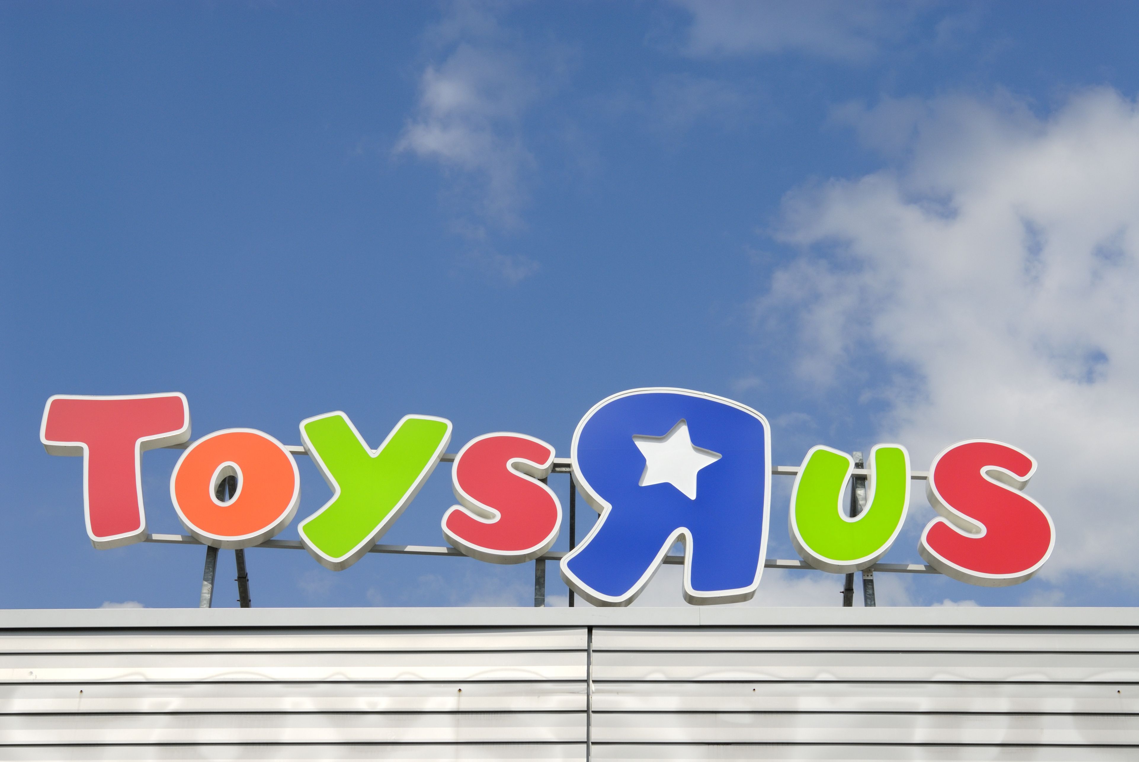 toys r us game city