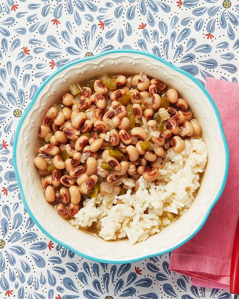 traditional new year's day meal hoppin john
