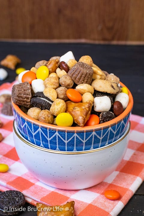 20 Best Trail Mix Recipes How To Make Homemade Trail Mix 20-best-trail-mix-recipes-how-to-make-homemade-trail-mix