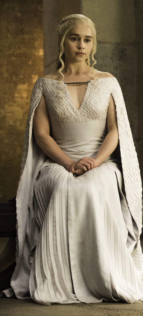 Juego de Tronos': Emilia Clarke selecciona los mejores trajes de Daenerys Juego de Tronos': Emilia Clarke selecciona los mejores trajes de Daenerys