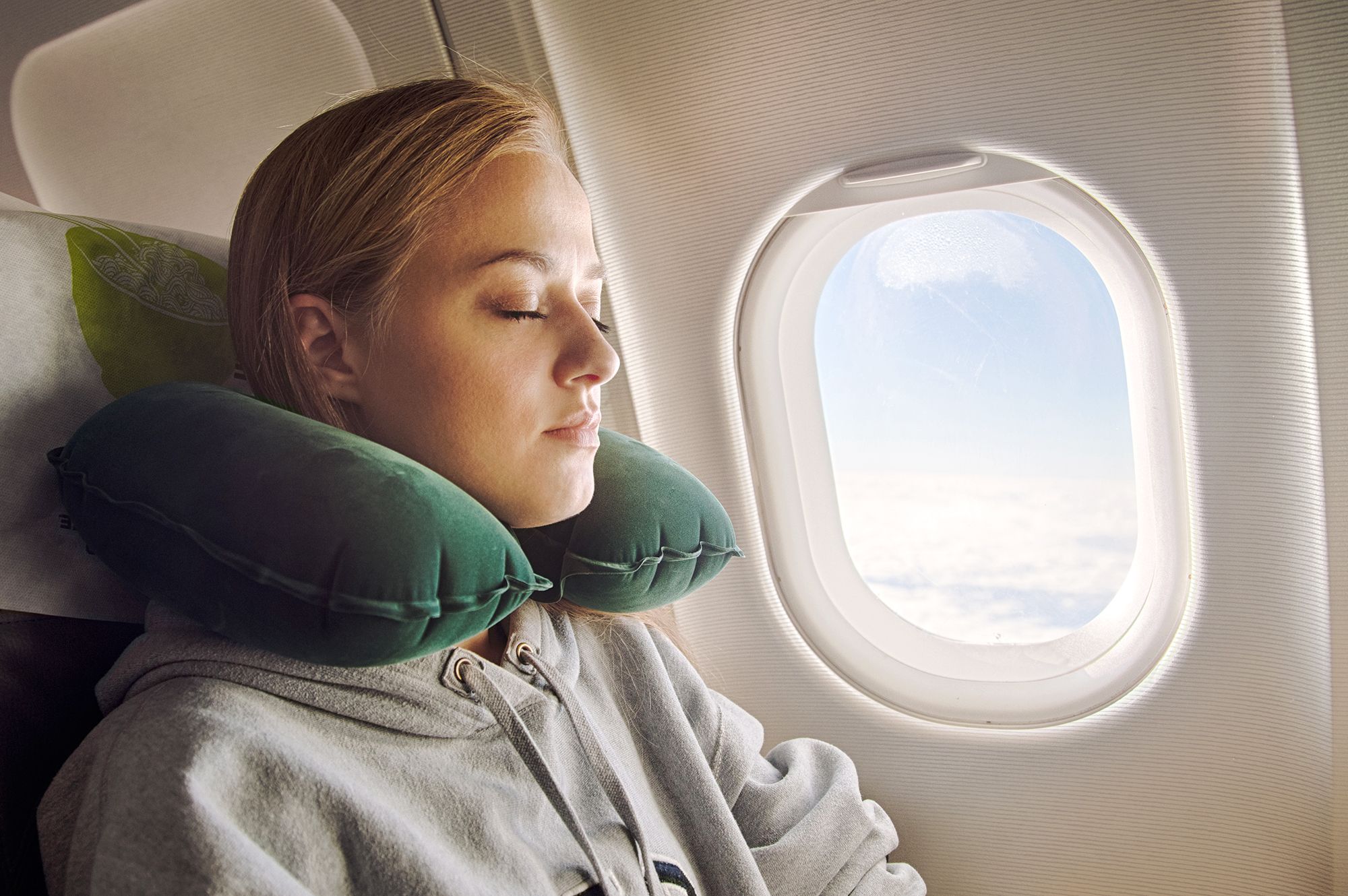Supports Head/Neck On Long Journeys Inflatable Travel Pillow 