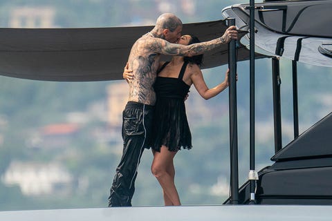 kourtney kardashian and travis barker in portofino