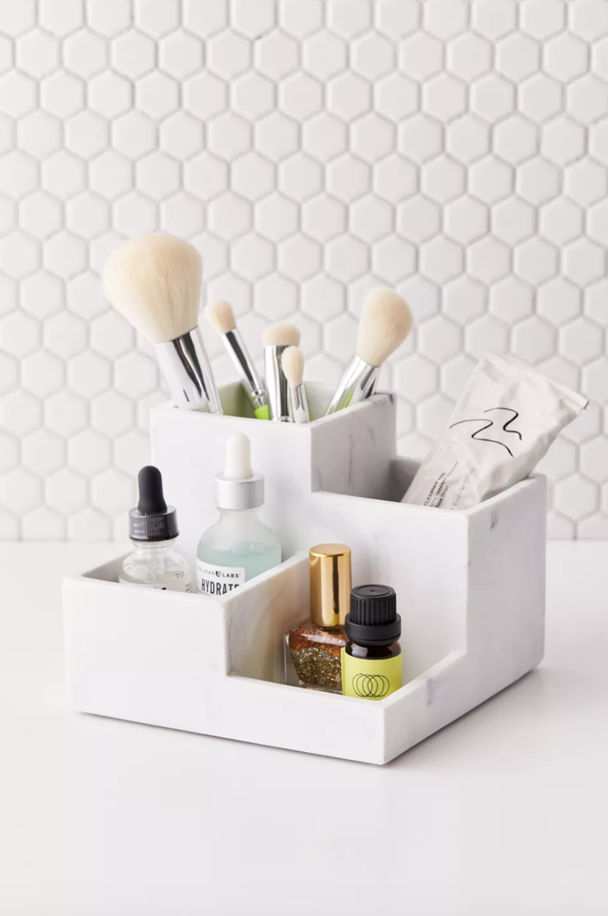Creative Travel Supplies Storage Bathroom Accessories Toothbrush Box Case 