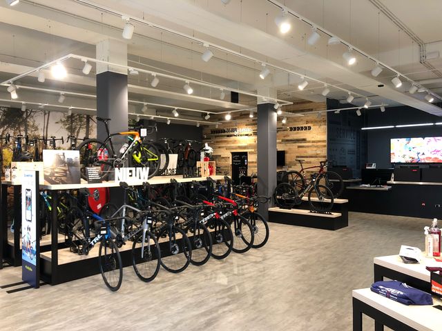 Trek opent Eindhoven vierde grote Brand Store - Bicycling