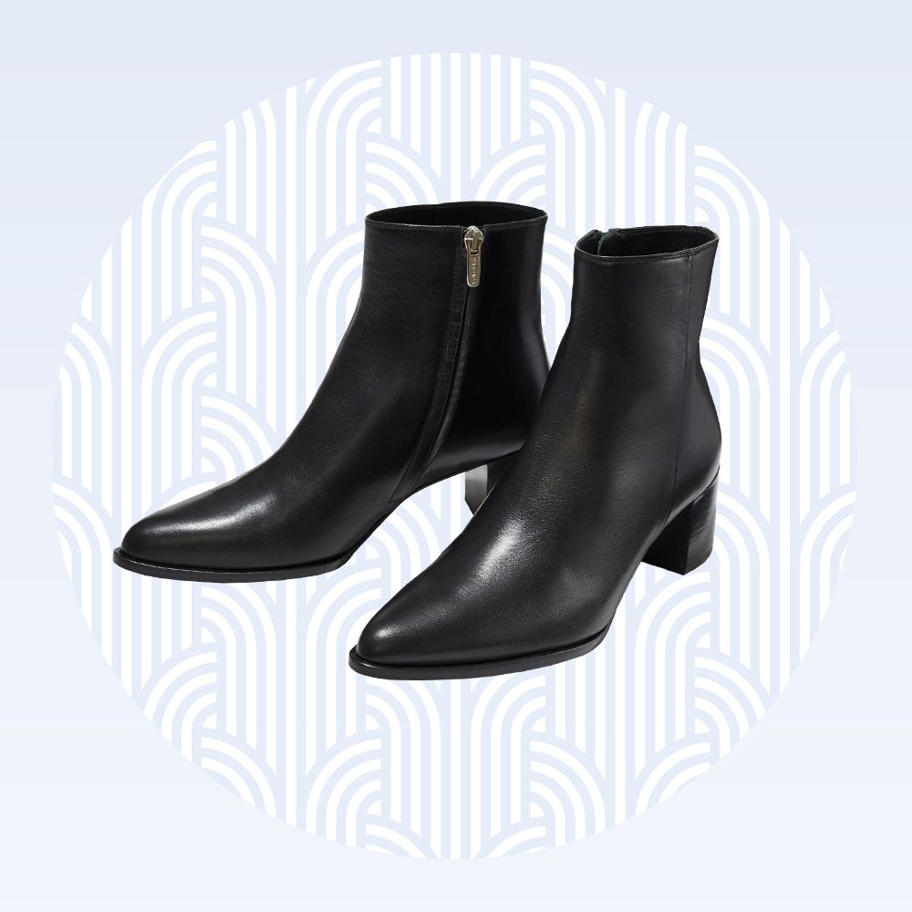 The Just-Right Black Stack-Heeled Boot Our Lifestyle Editor Swears By