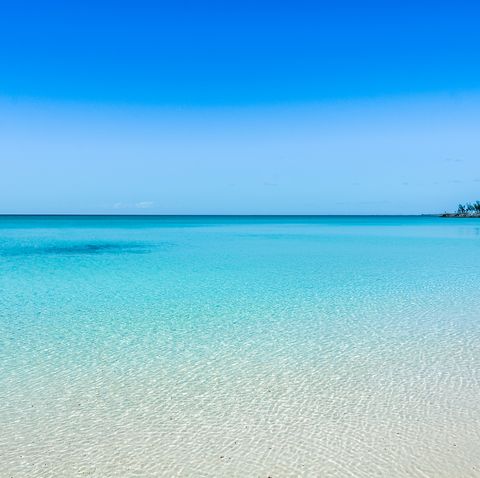 tropical beach on eleuthera on the bahamas with turquoise water