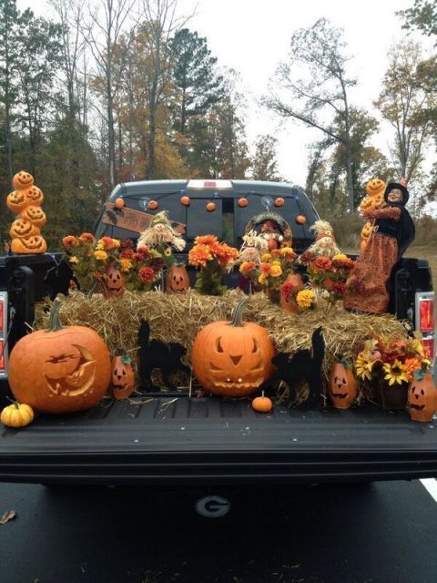 decorating truck bed for halloween