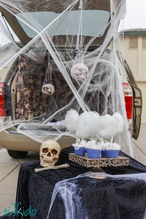 25 Best Trunk-or-Treat Ideas 2022 - Fun Halloween Car Decorations