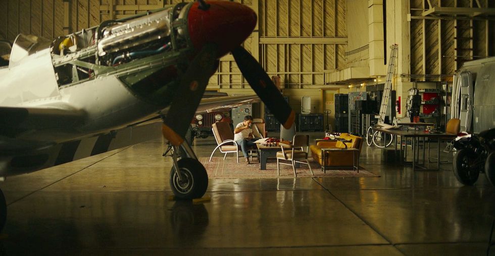 Can You Indubitably Live in an Plane Hangar Look after Maverick in <em>Top Gun</em? thumbnail