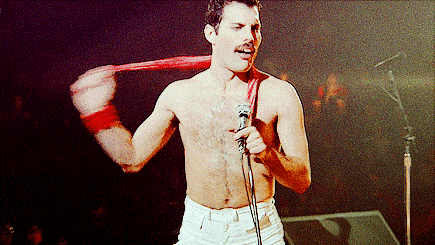 Bershka tiene todas las para rendirle un homenaje a Freddie Mercury- Bershka lanza las camisetas de Freddie Mercury que vas a querer