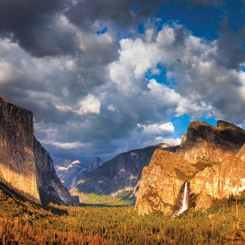 tunnel view at yosemite valley