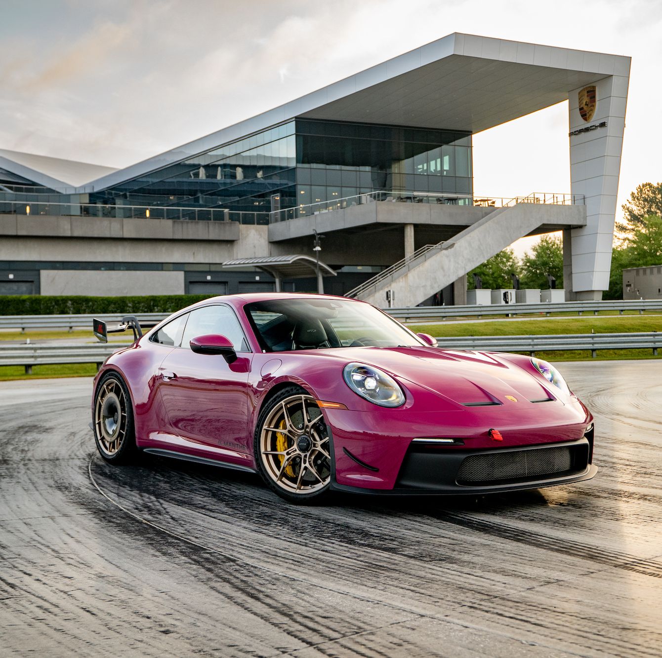 The Manthey Performance Kit Is an Expensive Way to Make Your Porsche 911 GT3 Faster
